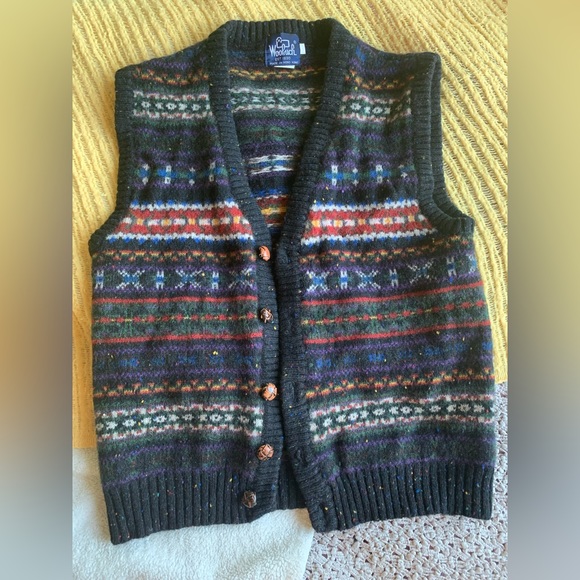 Pure Wool Woolrich 80’s Inspired Vest - Picture 1 of 4